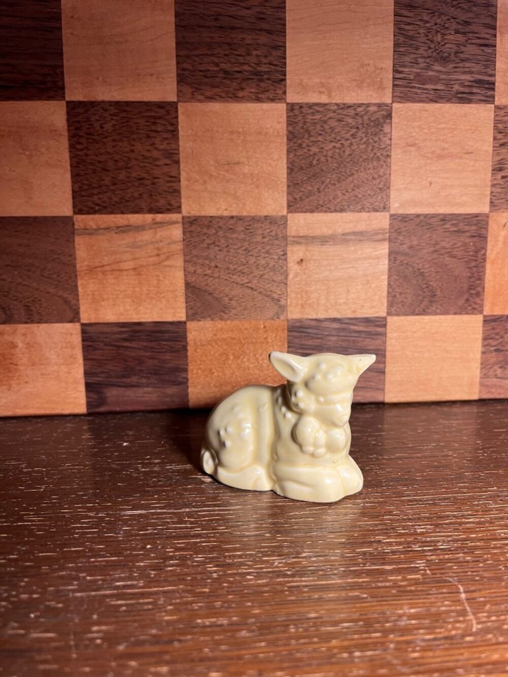 Vintage Lamb Figurine A1166